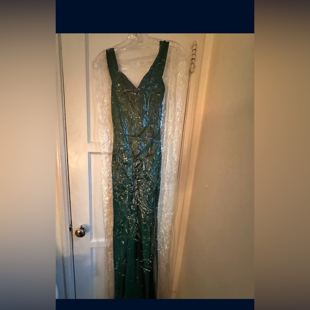 Elegant Emerald Green Dress
